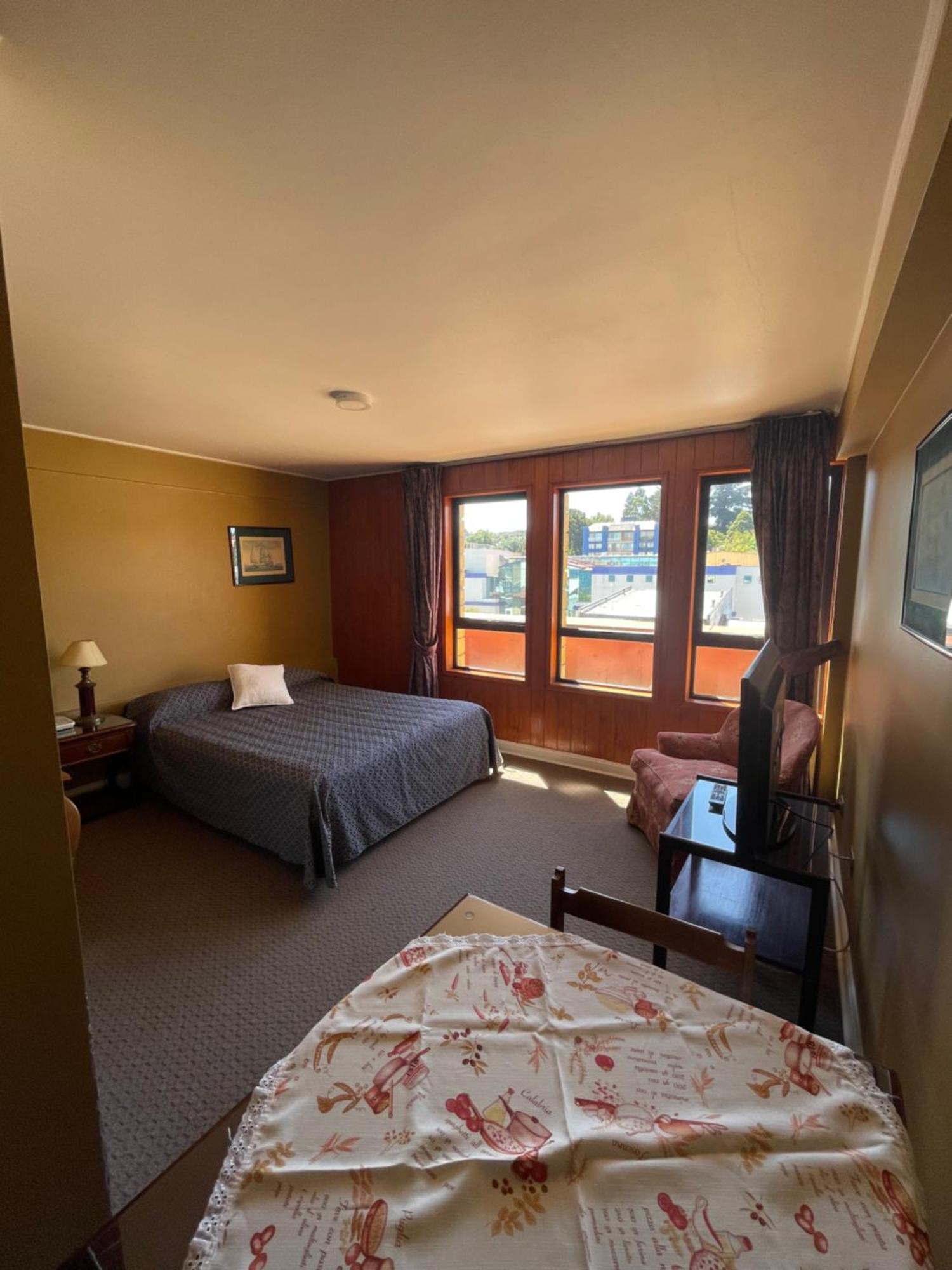 Hotel Apart Colon Puerto Montt Exteriör bild